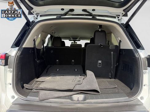 Certified 2025 Nissan Pathfinder SV AWD/4WD image 18