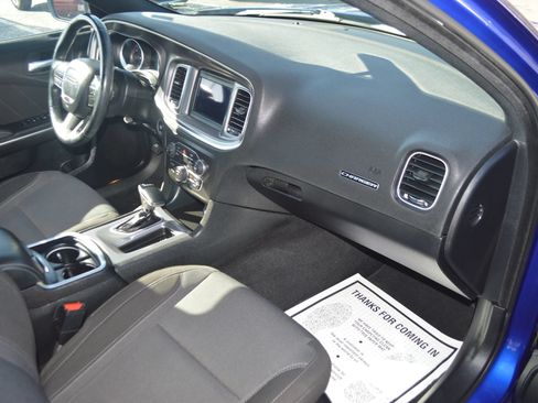 Used 2021 Dodge Charger SXT RWD image 21