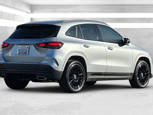 Certified 2025 Mercedes-Benz GLA 250 4MATIC image 4