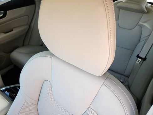 New 2026 Volvo XC60 B5 Ultra w/ Protection Package Premier image 5