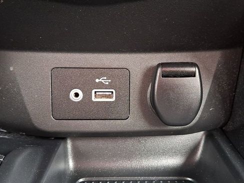 Used 2022 Nissan Rogue Sport SL AWD/4WD image 23