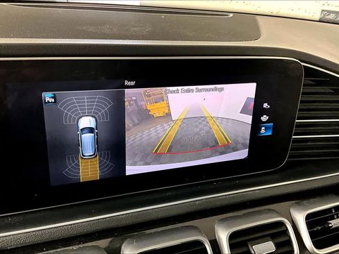 Used 2020 Mercedes-Benz GLE 350 4MATIC image 25