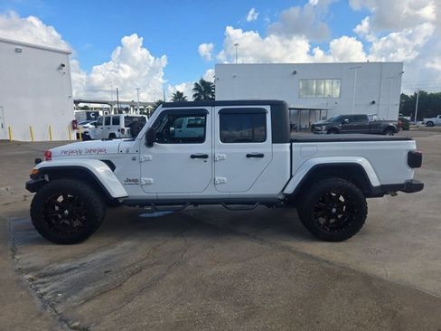 Used 2020 Jeep Gladiator Overland AWD/4WD image 8