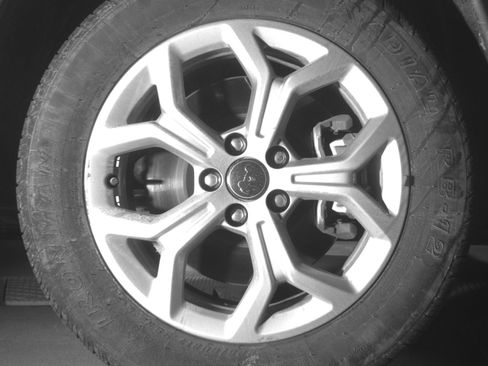 Used 2025 Jeep Compass Latitude image 13