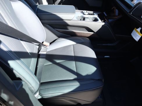 New 2026 Cadillac Vistiq Sport image 14