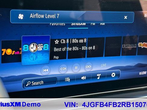 Used 2024 Mercedes-Benz GLE 350 4MATIC image 36