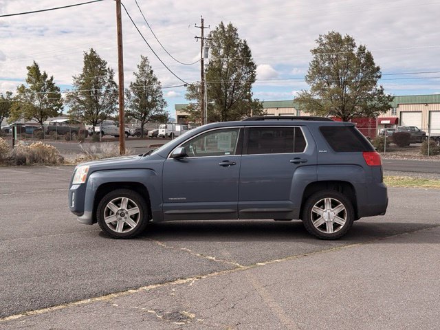 Used 2011 GMC Terrain SLE w/ Convenience Package AWD/4WD image 2