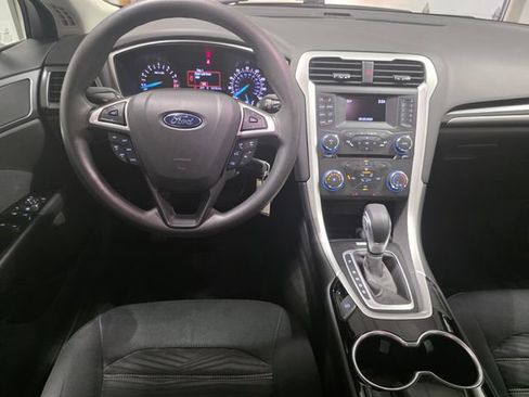 Used 2016 Ford Fusion SE w/ SE Cold Weather Package FWD image 14