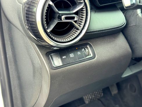 Used 2025 Chevrolet Equinox LT w/ Safety and Technology Package image 14