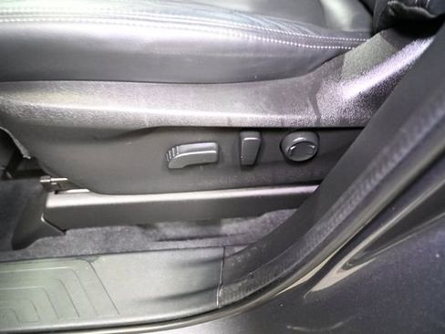 Used 2022 Subaru Ascent Limited w/ Technology Package image 26