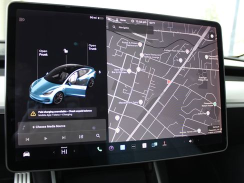 Used 2020 Tesla Model 3 Performance image 18