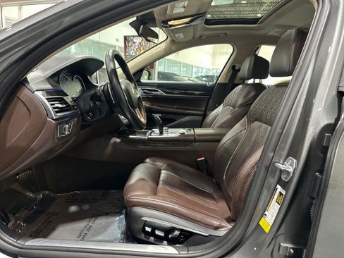 Used 2016 BMW 740i RWD image 26