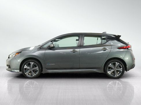 Used 2019 Nissan Leaf SV Plus w/ SV Plus Technology Package FWD image 2