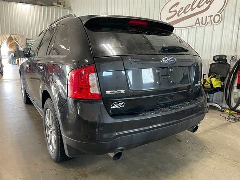Used 2014 Ford Edge SEL w/ Driver Entry Package FWD image 3