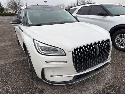 Used 2023 Lincoln Corsair Reserve w/ Equipment Group 202A image 12