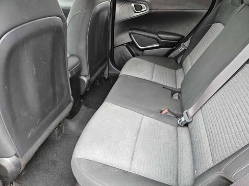 Used 2021 Kia Soul S image 27