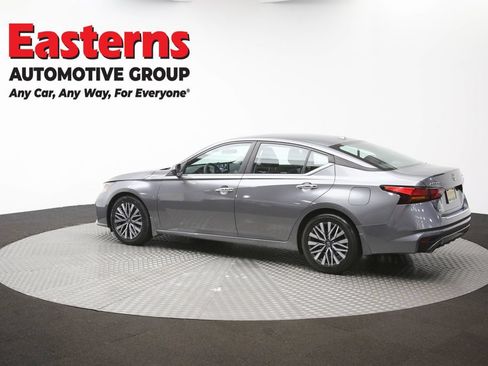 Used 2023 Nissan Altima 2.5 SV w/ SV Premium Package FWD image 63