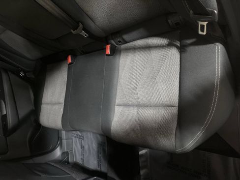 Used 2025 Nissan Rogue SV image 12