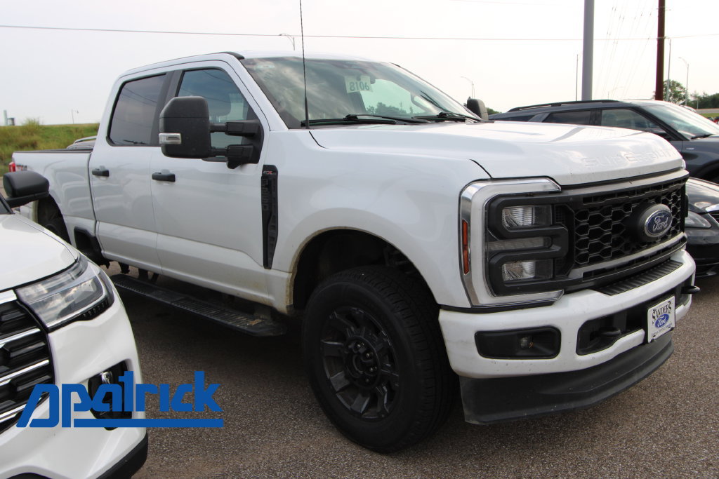 Used 2024 Ford F250 XL w/ STX Appearance Package AWD/4WD image 1