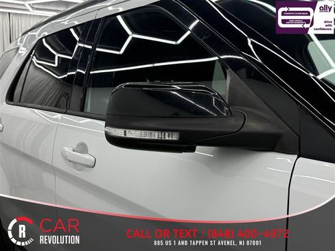 Used 2016 Ford Explorer XLT w/ Equipment Group 202A image 64