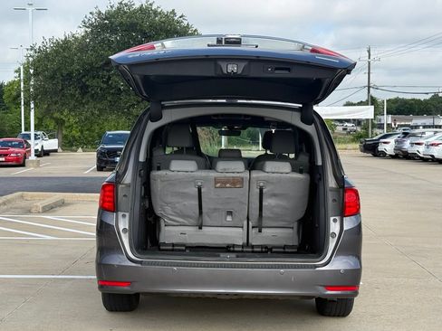 Used 2018 Honda Odyssey Touring image 7
