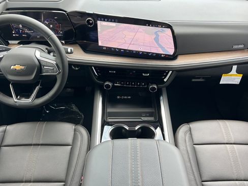 New 2026 Chevrolet Suburban High Country image 10