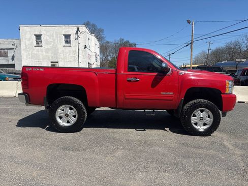 Used 2011 Chevrolet Silverado 1500 LT w/ Interior Plus Package AWD/4WD image 10