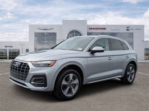 Used 2023 Audi Q5 2.0T Premium w/ Convenience Package AWD/4WD image 5
