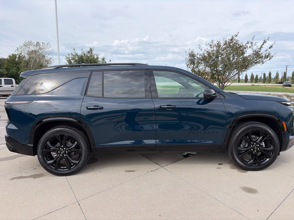 New 2027 Chevrolet Traverse RS AWD/4WD image 25