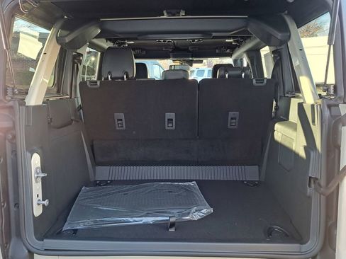 New 2025 Ford Bronco Outer Banks image 14