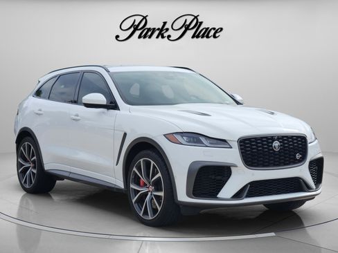 Used 2022 Jaguar F-PACE SVR AWD/4WD image 4