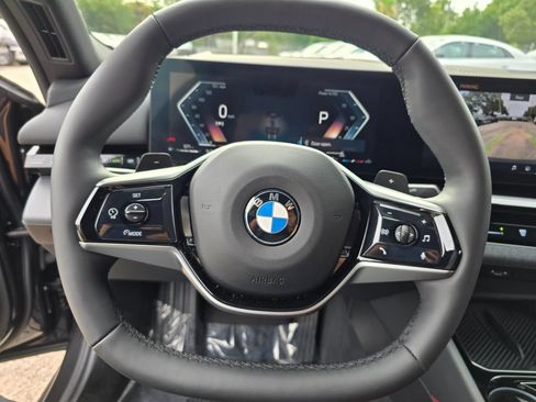 Used 2026 BMW 530i RWD image 18