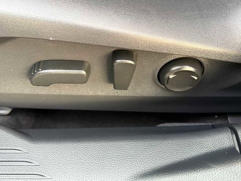 Certified 2025 Subaru Outback Premium w/ Popular Package #1A image 14