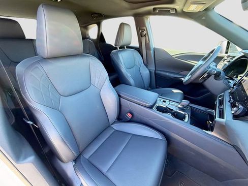 Used 2025 Lexus RX 350 Premium FWD image 16