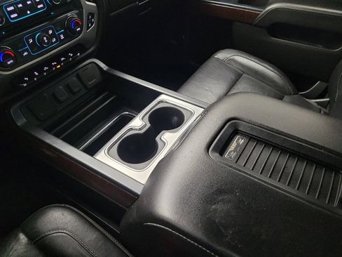 Used 2018 GMC Sierra 1500 SLT image 26