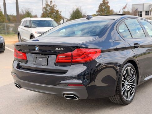 Used 2019 BMW 540i w/ M Sport Package image 6