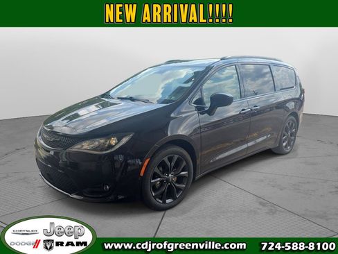 Used 2019 Chrysler Pacifica Touring-L Plus w/ Advanced Safetytec Group FWD image 1