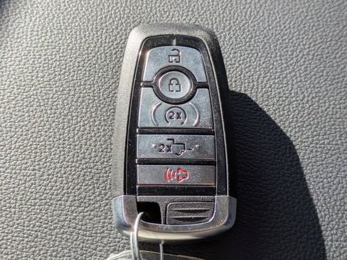 New 2026 Ford F250 Lariat w/ FX4 Off-Road Package image 29