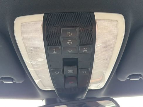 Used 2014 Mercedes-Benz E 350 4MATIC Coupe image 20