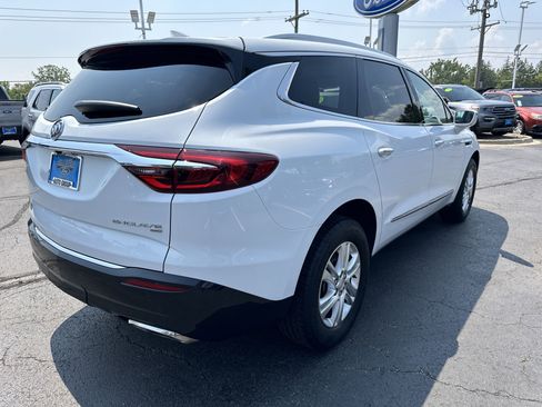 Used 2019 Buick Enclave Essence image 3