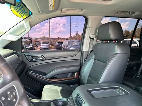 Used 2018 GMC Yukon SLT w/ Open Road Package AWD/4WD image 38