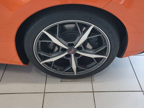 Used 2023 Chevrolet Corvette Stingray Preferred Cpe w/ Z51 Performance Package RWD image 8