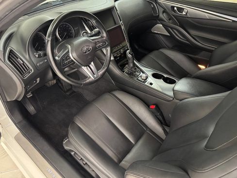 Used 2017 INFINITI Q60 3.0t w/ Premium Plus Package 3.0T image 38