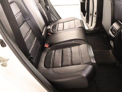 Used 2019 Honda CR-V Touring image 15
