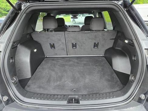 Used 2025 Chevrolet Equinox LT AWD/4WD image 23