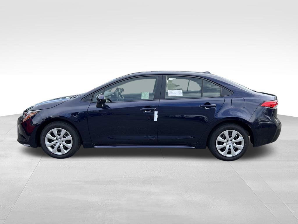 New 2027 Toyota Corolla LE FWD image 2