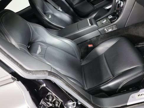 Used 2016 Aston Martin Rapide S image 26