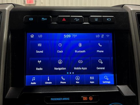 Used 2020 Ford F350 Lariat w/ Lariat Value Package AWD/4WD image 24