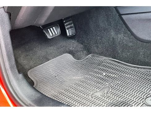 Used 2016 Ford Mustang GT RWD image 27