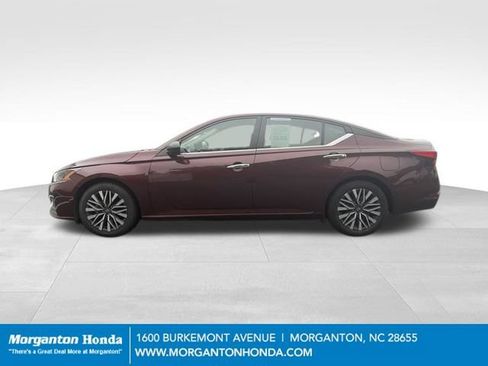 Used 2025 Nissan Altima 2.5 SV FWD image 5